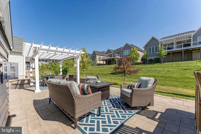 732 READING CIR, Phoenixville, PA 19460