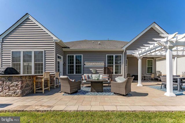 732 READING CIR, Phoenixville, PA 19460
