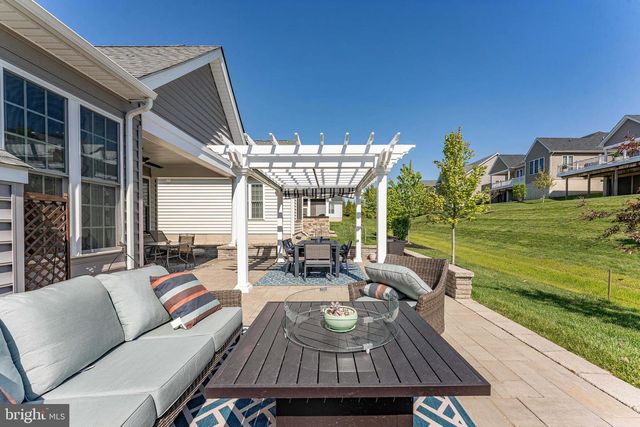 732 READING CIR, Phoenixville, PA 19460