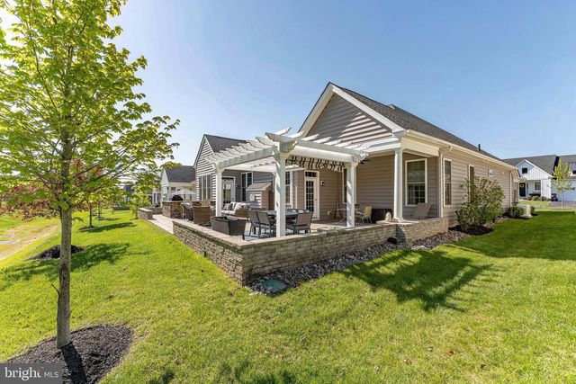 732 READING CIR, Phoenixville, PA 19460