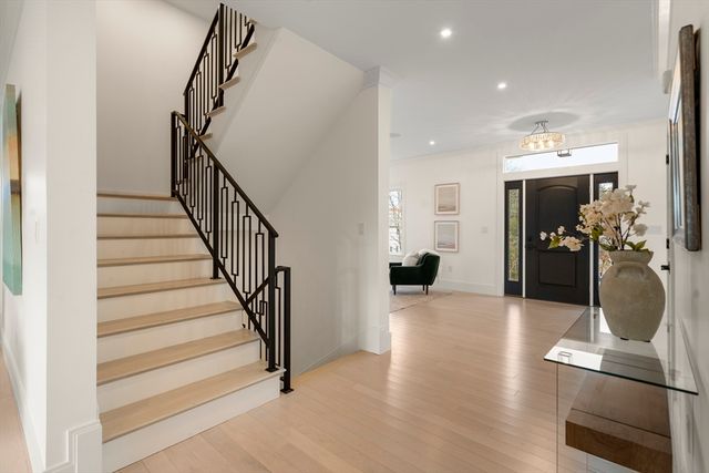 24 Mt Zion Rd, Melrose, MA 02176