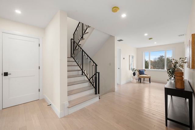 24 Mt Zion Rd, Melrose, MA 02176