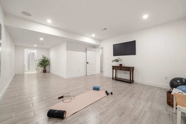 24 Mt Zion Rd, Melrose, MA 02176