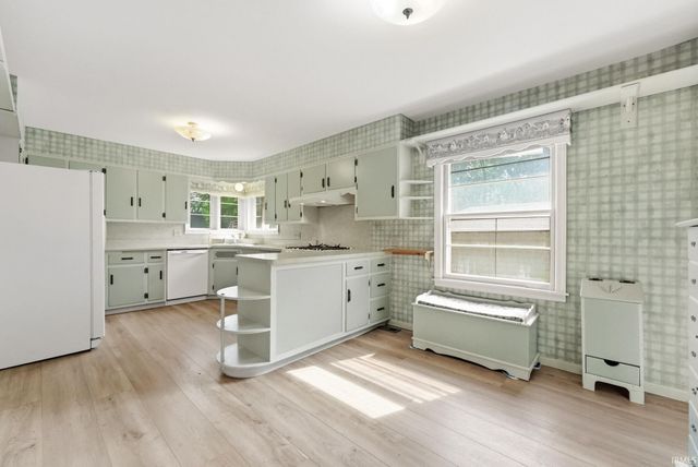 3717 Spruce Drive, Fort Wayne, IN 46809