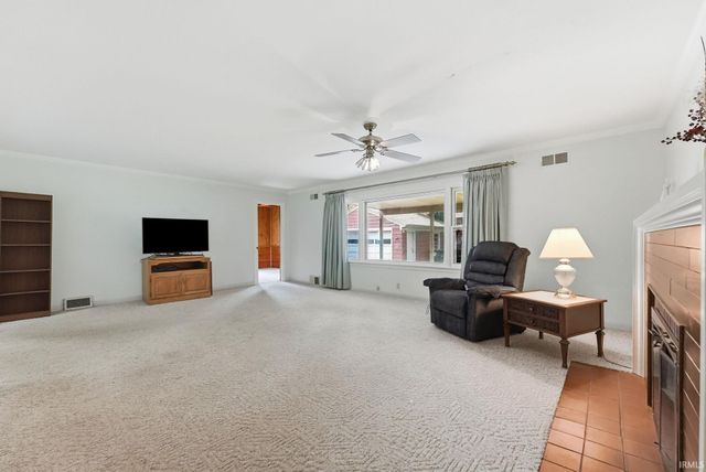 3717 Spruce Drive, Fort Wayne, IN 46809