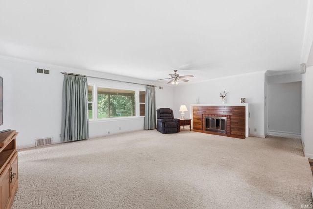 3717 Spruce Drive, Fort Wayne, IN 46809