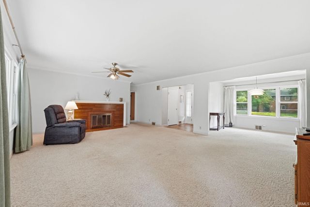 3717 Spruce Drive, Fort Wayne, IN 46809