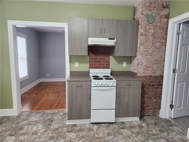 238 Richmond Avenue 40, Syracuse, NY 13204
