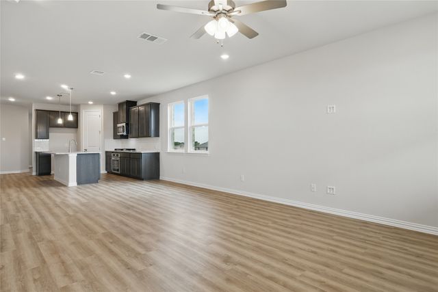 817 Hadley Drive, Princeton, TX 75071