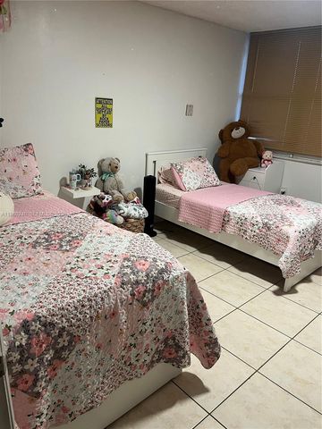 4331 W 11th Ln 65, Hialeah, FL 33012