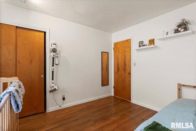 123 Dickinson Road, Springfield, IL 62704