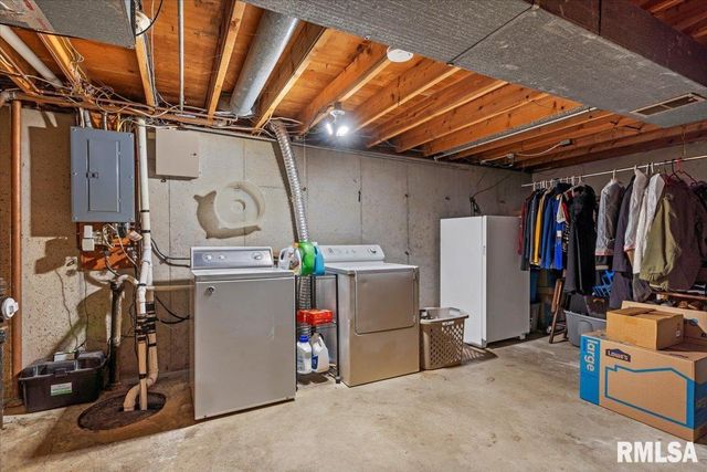 123 Dickinson Road, Springfield, IL 62704