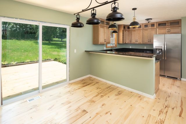 474 Bank St, Tellico Plains, TN 37385