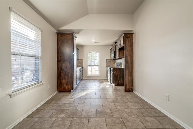 12716 Heritage Oaks Drive, Oklahoma City, OK 73120