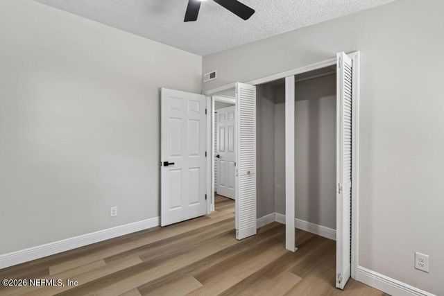 11534 INEZ Drive, Jacksonville, FL 32218