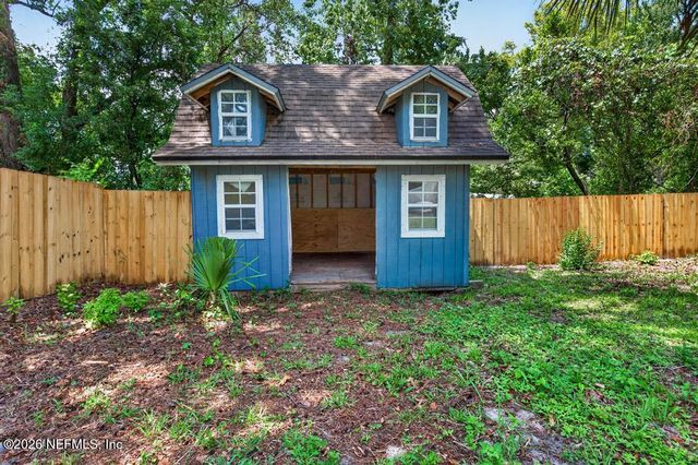 11534 INEZ Drive, Jacksonville, FL 32218