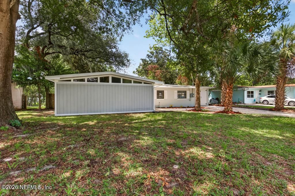 11534 INEZ Drive, Jacksonville, FL 32218