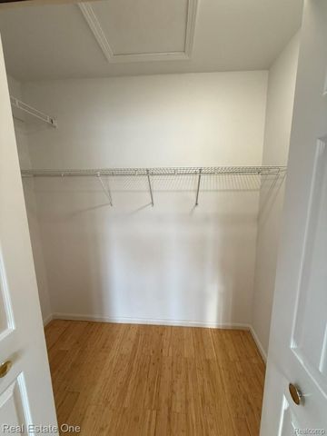 12276 Pagels Drive, Grand Blanc, MI 48439