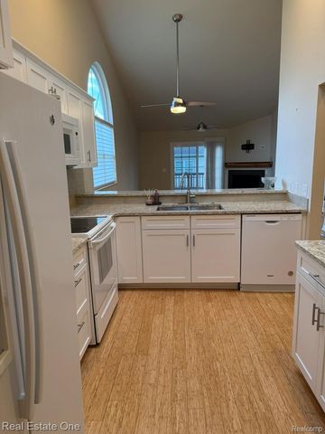 12276 Pagels Drive, Grand Blanc, MI 48439