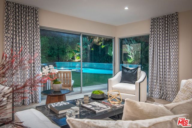 1922 N Beverly Drive, Beverly Hills, CA 90210