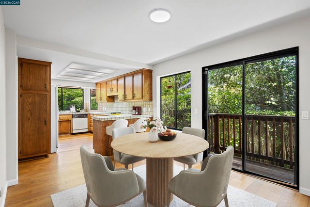 112 Richard Ln, Walnut Creek, CA 94595