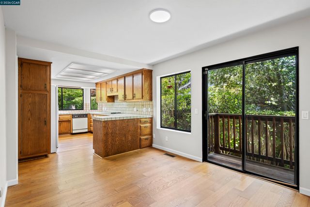 112 Richard Ln, Walnut Creek, CA 94595
