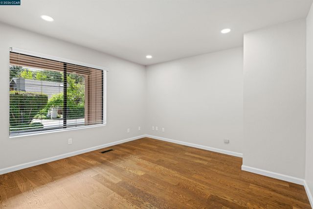 112 Richard Ln, Walnut Creek, CA 94595