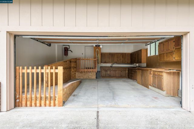 112 Richard Ln, Walnut Creek, CA 94595