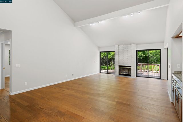 112 Richard Ln, Walnut Creek, CA 94595