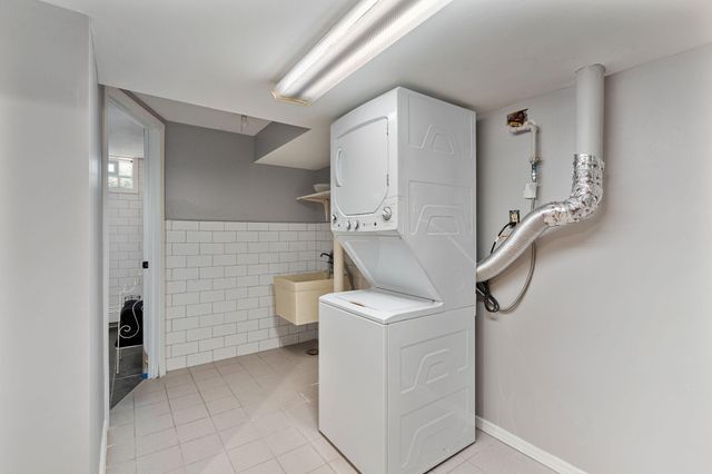 310 Ryan Avenue, Saint Paul, MN 55102