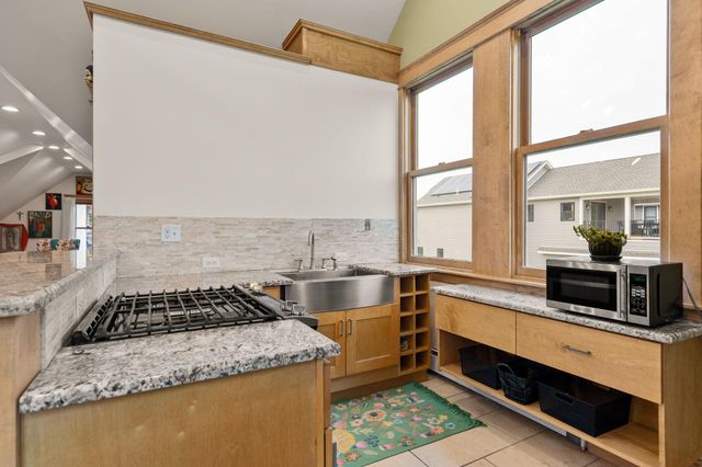 310 Ryan Avenue, Saint Paul, MN 55102