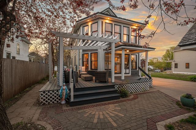 310 Ryan Avenue, Saint Paul, MN 55102