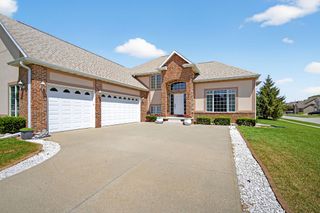 9425 Woodland Drive, Johnston, IA 50131