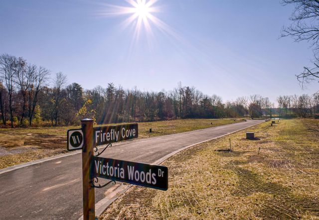 1563 Firefly Cove, Victoria Woods, IN 47601