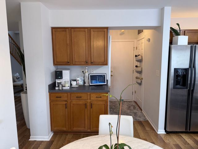 2727 Borkshire Lane, Aurora, IL 60502