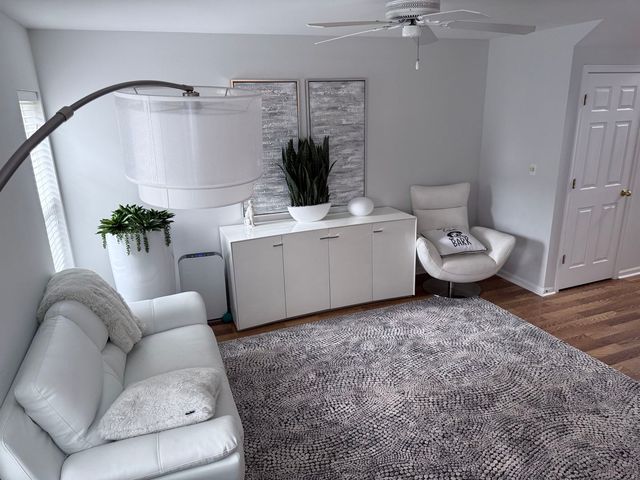 2727 Borkshire Lane, Aurora, IL 60502