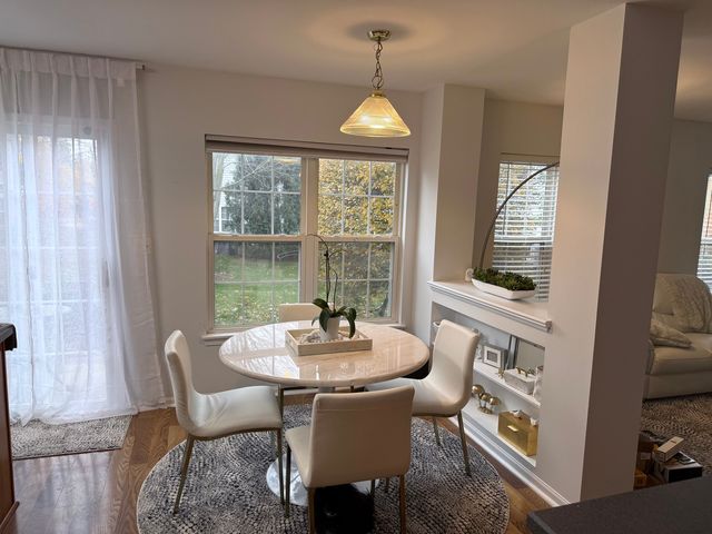 2727 Borkshire Lane, Aurora, IL 60502