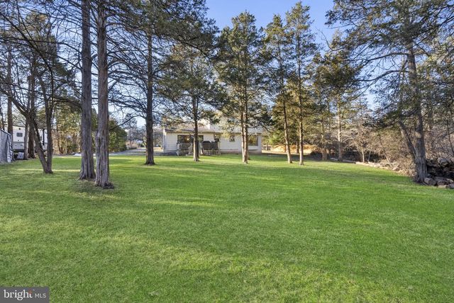 2814 HEATHER DR, Harleysville, PA 19438