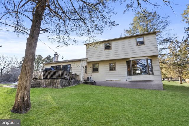 2814 HEATHER DR, Harleysville, PA 19438