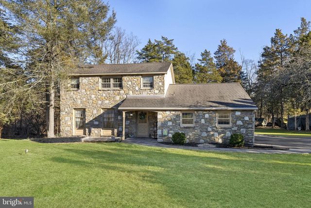 2814 HEATHER DR, Harleysville, PA 19438