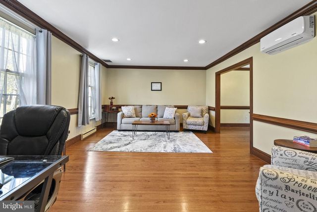 2814 HEATHER DR, Harleysville, PA 19438