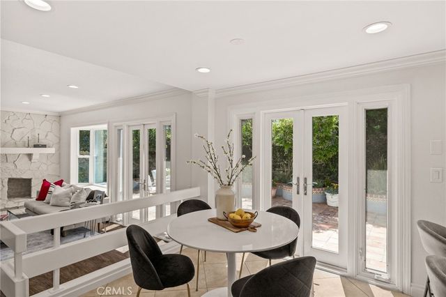 16 Harrisburg, Irvine, CA 92620