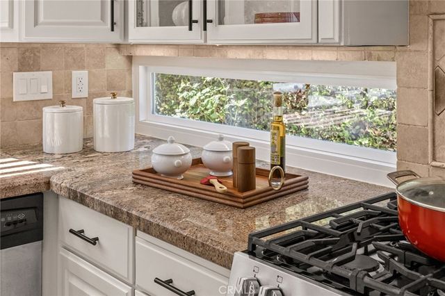 16 Harrisburg, Irvine, CA 92620