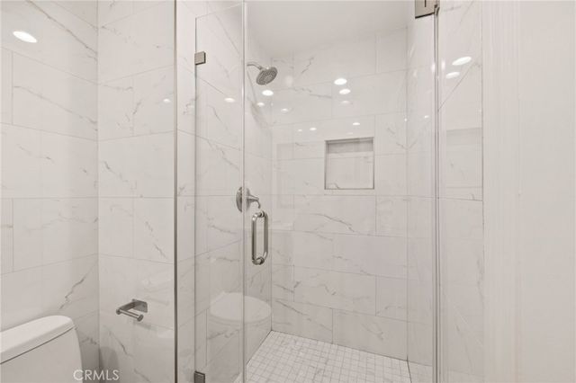 16 Harrisburg, Irvine, CA 92620