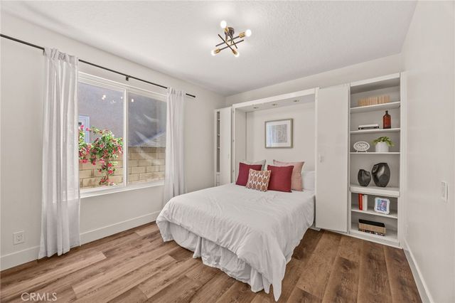 16 Harrisburg, Irvine, CA 92620