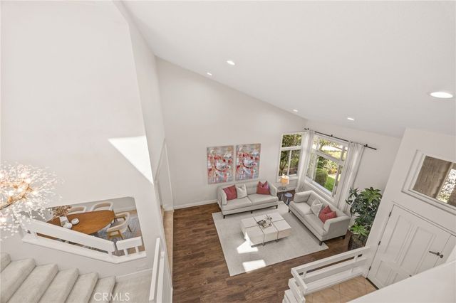 16 Harrisburg, Irvine, CA 92620