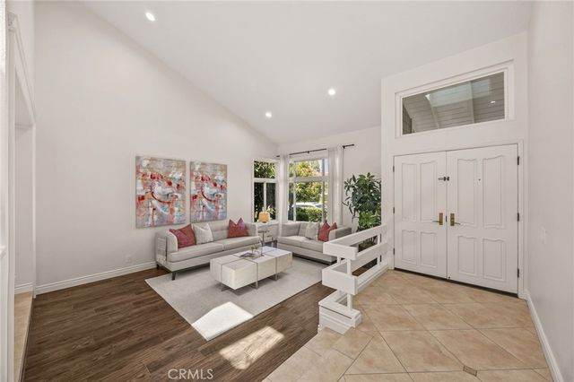 16 Harrisburg, Irvine, CA 92620