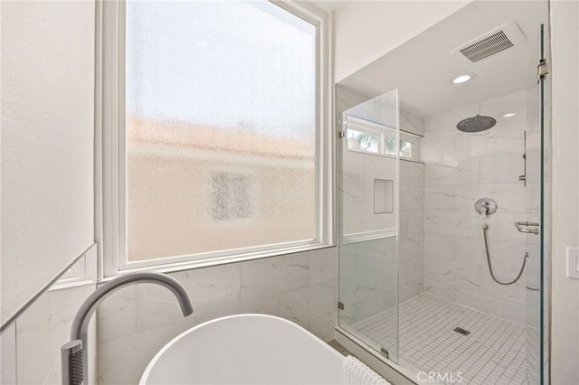 16 Harrisburg, Irvine, CA 92620