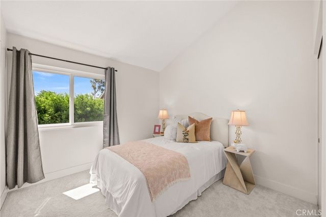 16 Harrisburg, Irvine, CA 92620