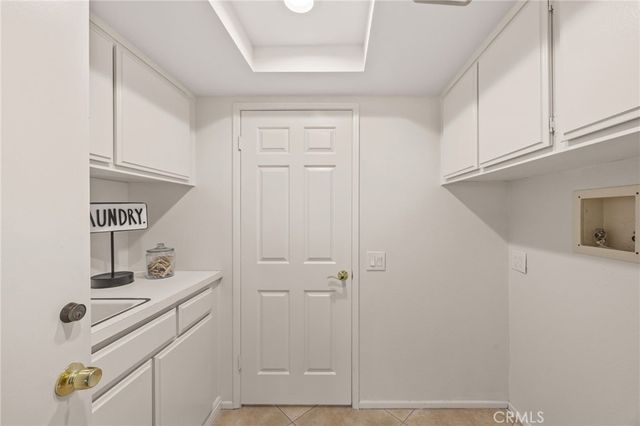 16 Harrisburg, Irvine, CA 92620